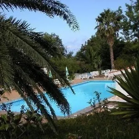 In Mit Eigener Terrasse Apartment Brena Alta